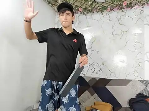 Esteban_VIP_ Live Web Cam Show