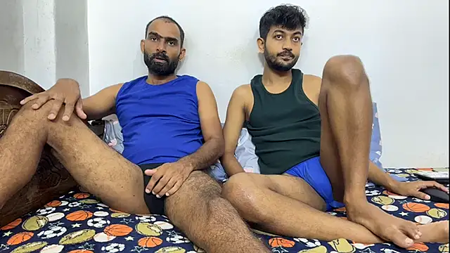DesiDaddyandSon webcam