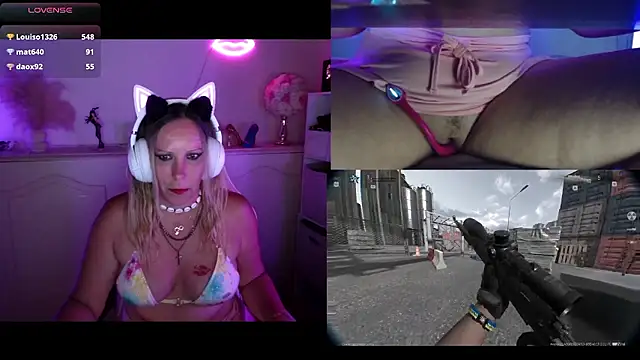 Angie-night webcam