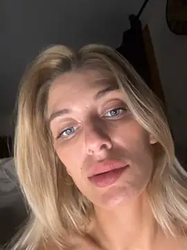 Bellalolahot