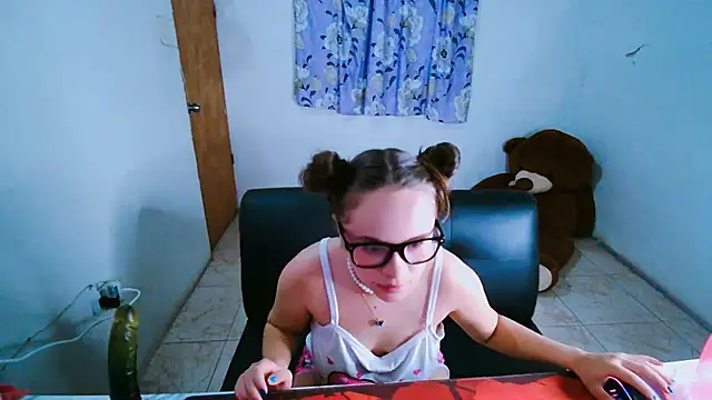 SweetRabbit29 webcam