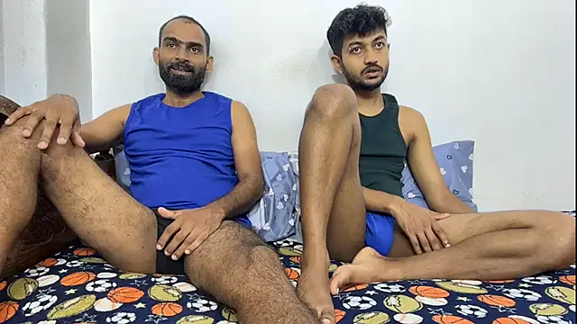 DesiDaddyandSon webcam