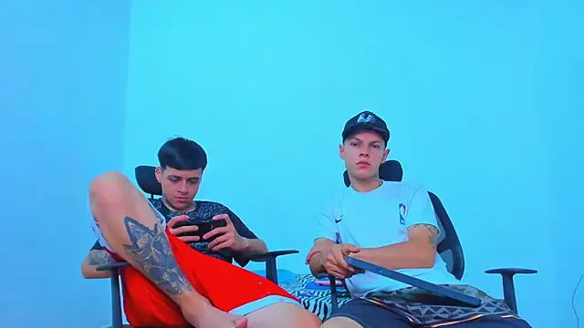 Thomas-Wil Live Web Cam Show