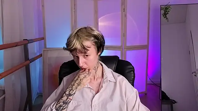 Senpai_Sins webcam