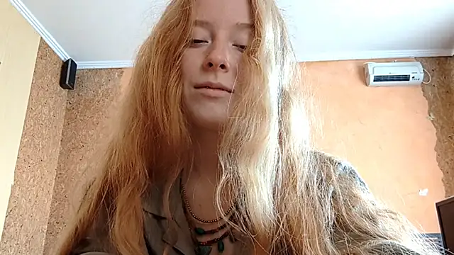 KateVibe_01 webcam