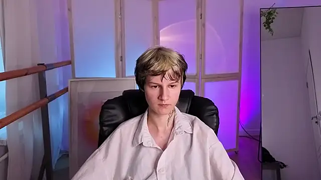 Senpai_Sins webcam