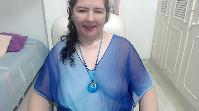 leonela_69 webcam