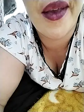 Bigg-arabic webcam