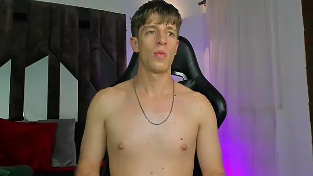 Ostin_Saints webcam