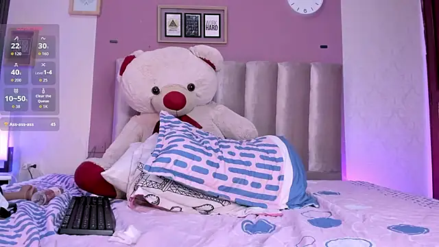 ORIANNA_21 webcam