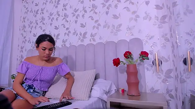 luciagray1 webcam