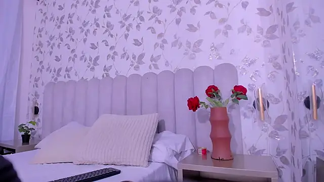 luciagray1 - Luciagray1's free webcam - UK Sex Cams