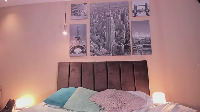Hailey-Fox webcam