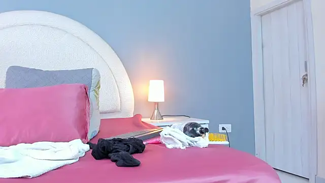 emilytowzen webcam
