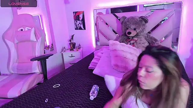 Karly_moon webcam