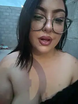 MileyGia webcam