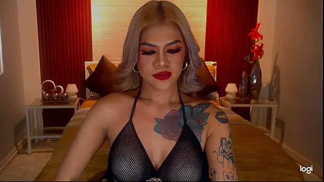 StellaStrong30 live cam on StripChat