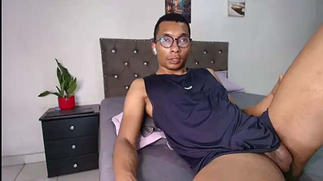 Aaronblack1_ webcam