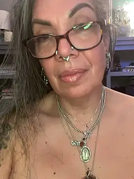 dieseldame1313 webcam