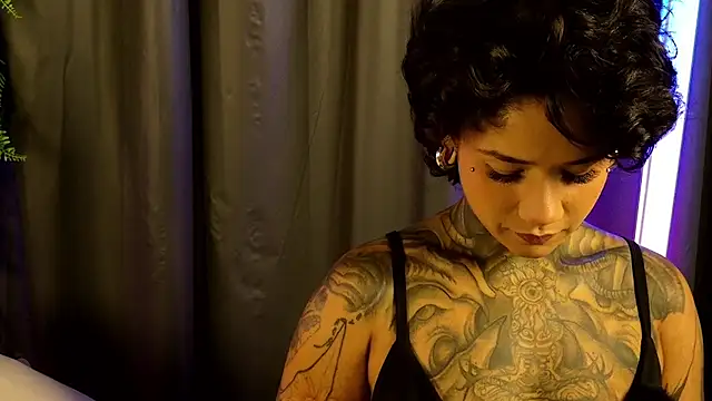 xbigpeach webcam