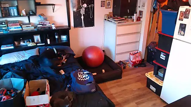 Daddy_Werewolf webcam