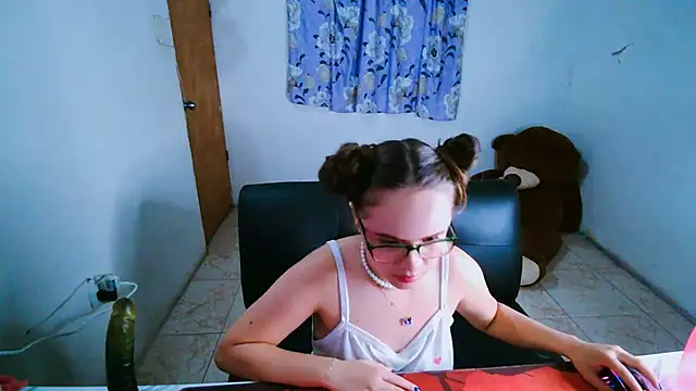 SweetRabbit29 webcam