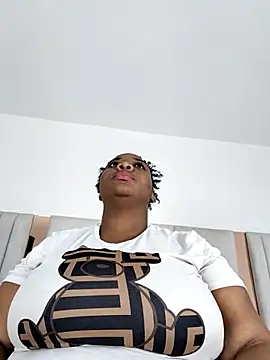 Breisy_bigboobs webcam