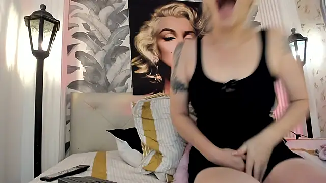 viktoria_davis_ webcam