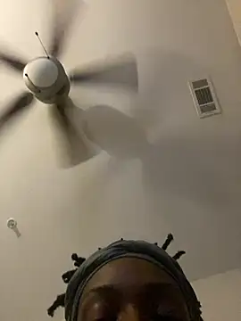 theprettysoles webcam