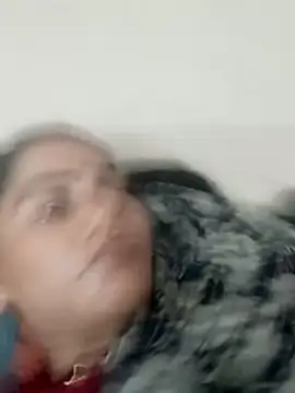 Hotnewbhabi_riya webcam