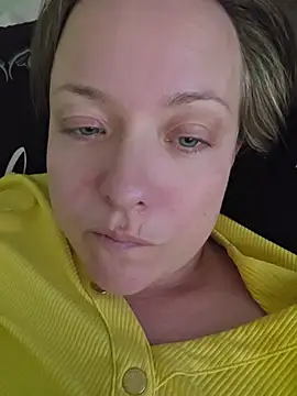 julimonroe webcam