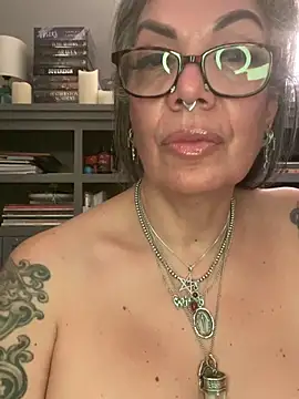 dieseldame1313 webcam