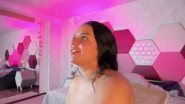 ArielleWilde webcam