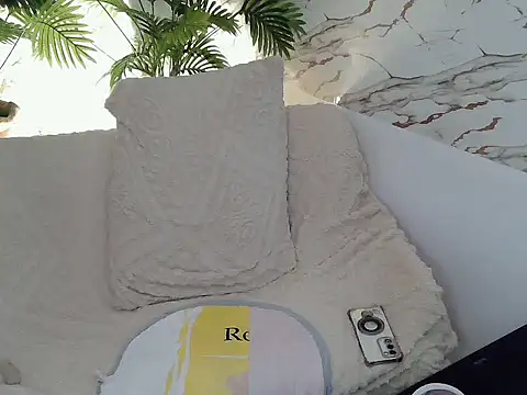 SweetAsianAss webcam