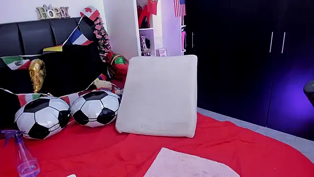 Nikole66_ webcam