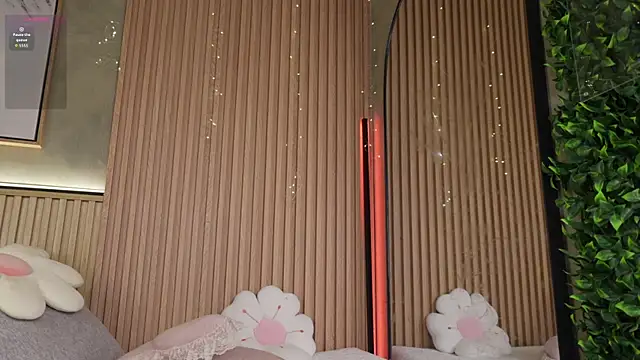 ellette__ webcam