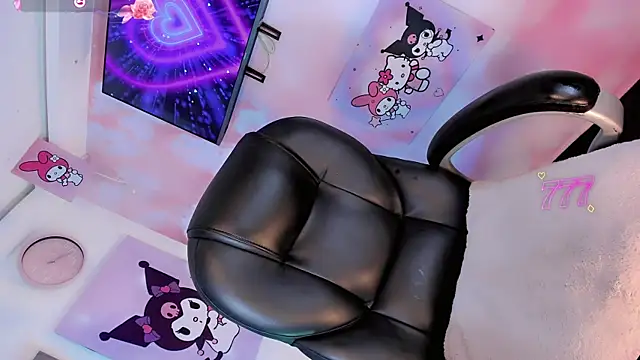 EmmaSweet23 webcam