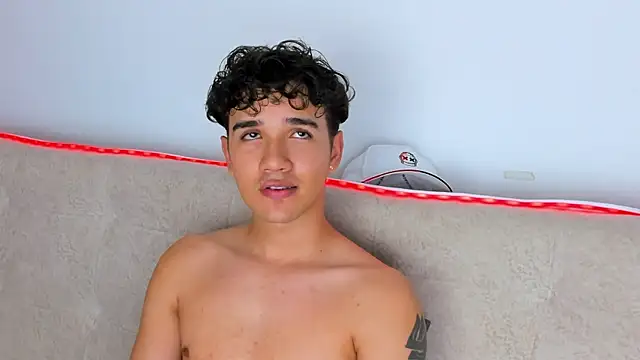 Damon_Kovac webcam