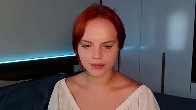 mollybossy webcam
