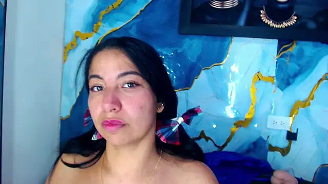 Yasmine_Tapias webcam
