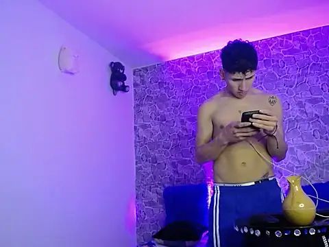 TheHotDuo19 webcam