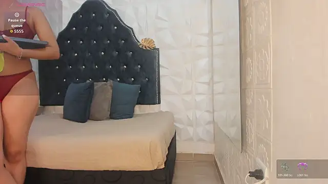 Chloe_moon1 webcam
