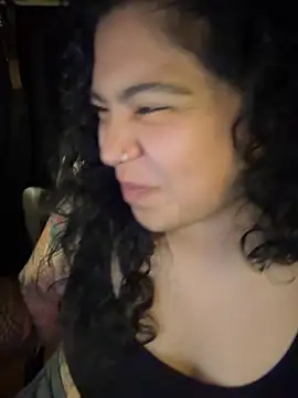 kimmiakiss22 webcam