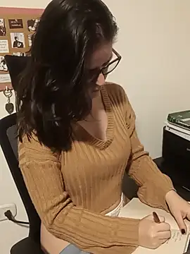 SophiaSweetxxx live cam on StripChat