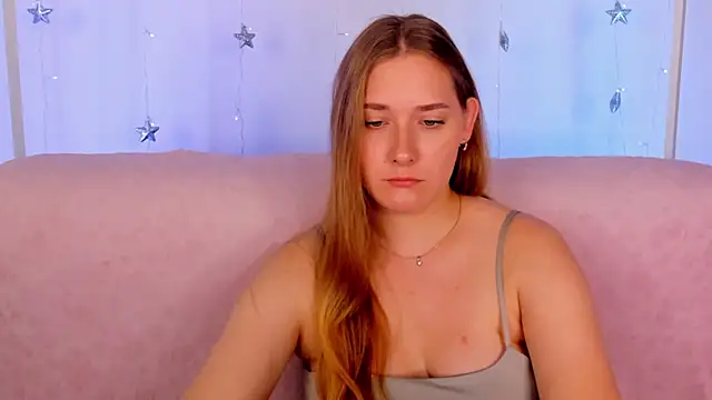 AlinaVice webcam