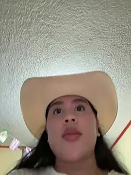 laure_torres webcam