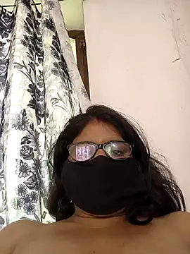 Funcouple0069 webcam