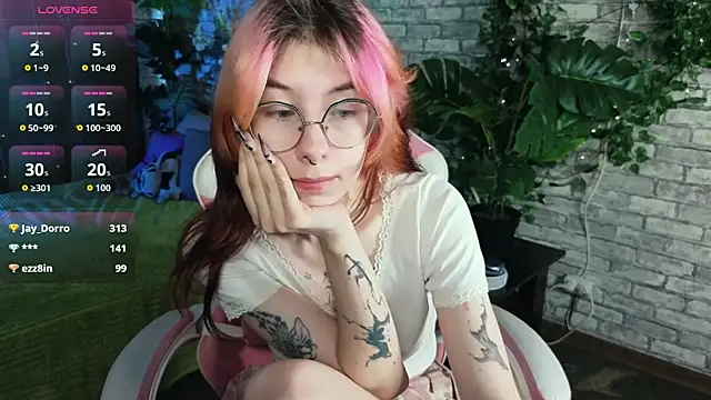 Alice_Nyx webcam