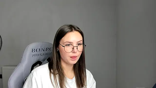 Regina_cute_ webcam