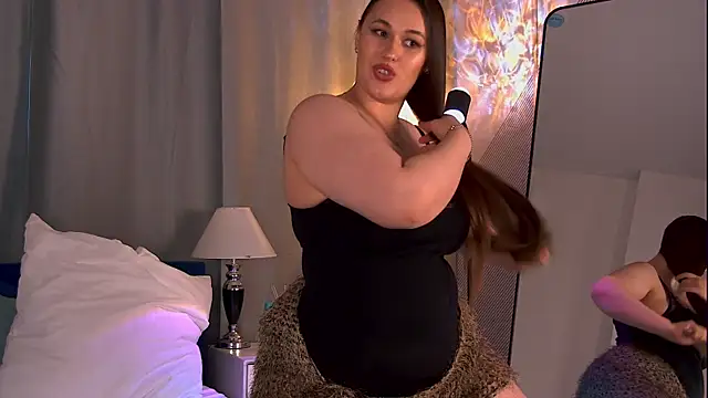Queen_Monica_ webcam